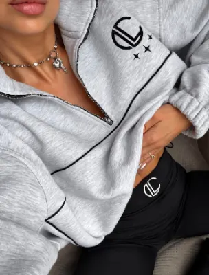 Monogram Deluxe